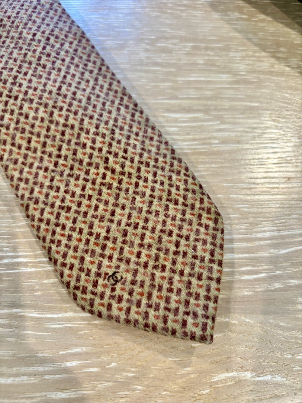 CHANEL Beige and Brown Woven Silk Tie - Picture 4 of 5